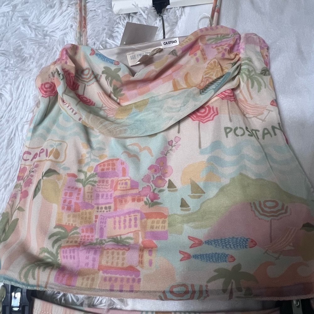 Colorful Patterned Dress with Tropical Print mesh - Picture 3 of 6